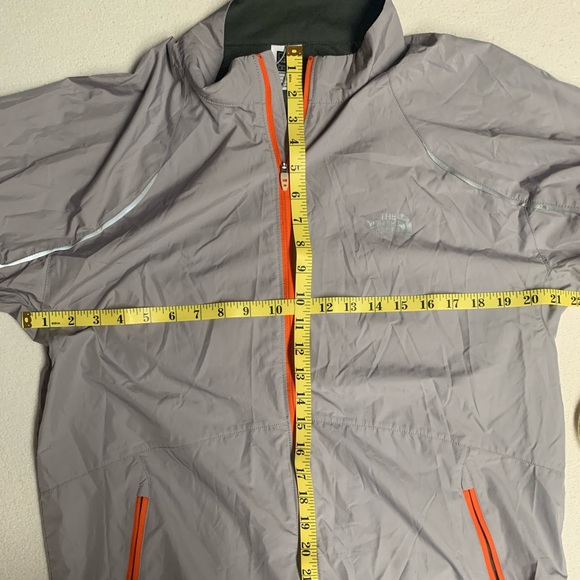 The North Face performance Flight Series Jacket - Picture 5 of 7